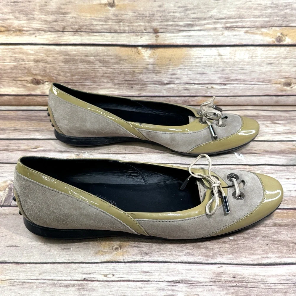 Tods Womens Taupe Suede & Patent Leather Ballet Flat Driving Shoes 39.5/9.5
